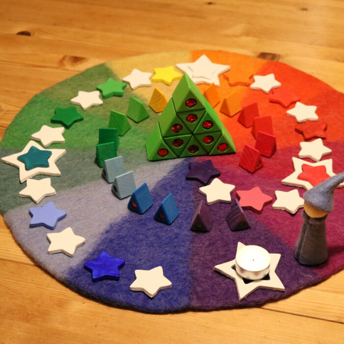 Farbenkreis im Advent mit Bauspiel Materialien