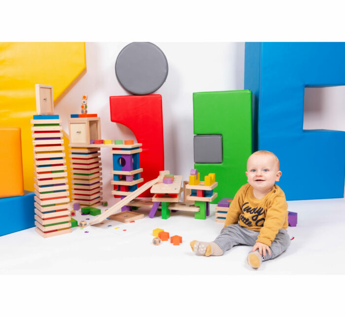 Baby und das Puzzela KOnzept