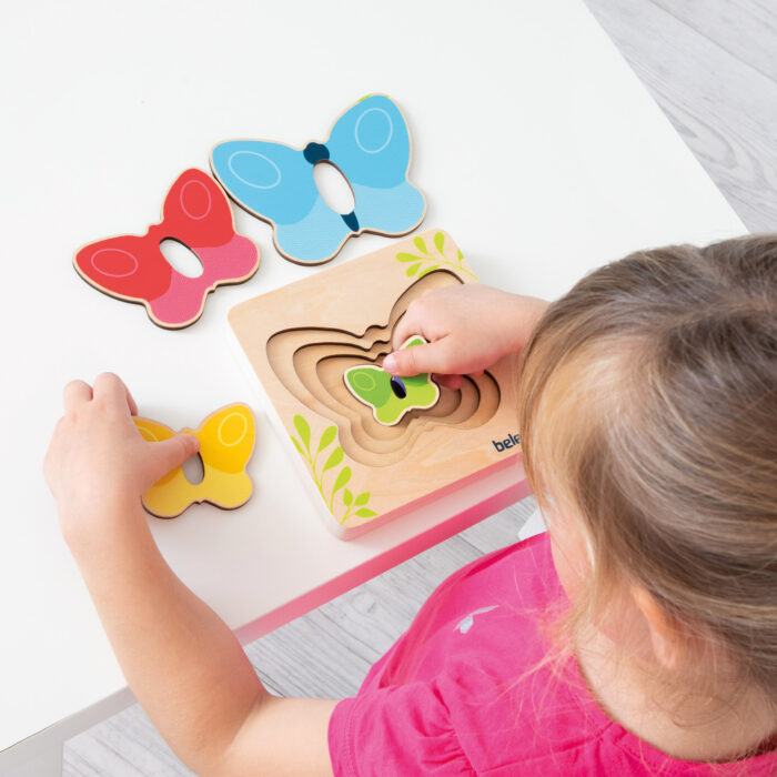 LAGENPUZZEL KLEINER SCHMETTERLING