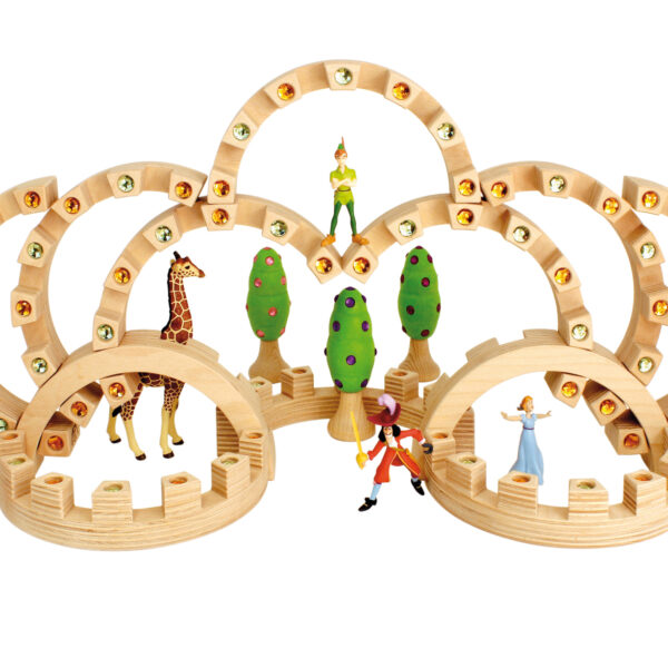 Colloseum von Regenbogenland Konstruktion mit Holzbausteinen für Kinder in Kindergarten- und Schulalter