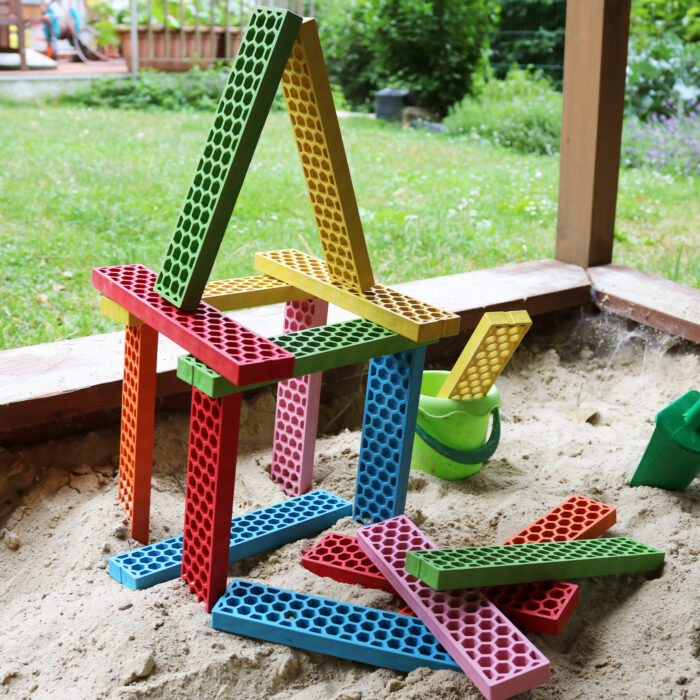 Foto: Bioblo Jumbo Bausteine in der Sandkiste