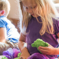 Warm- & Kaltpack mit ungiftiger Füllung von Senseez für Kinder