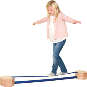 Slacktrack Balancierspiel für Kinder trainiert den Gleichgewichtssinn