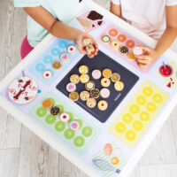 Kinder spielen Tischspiel Cookie Doo