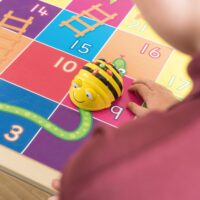 Bee-Bot® programmierbarer Roboter für Kinde