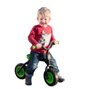 Kind auf olifu bikez mini Laufrad