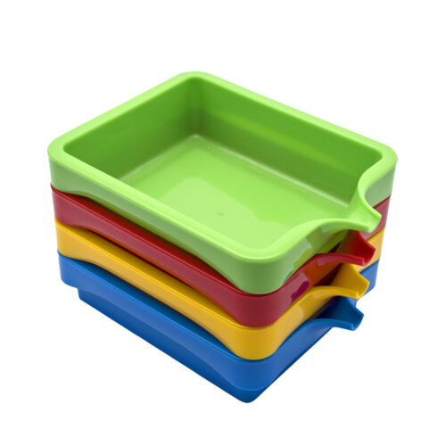 4 bunte Schalen mit Pinselablage
